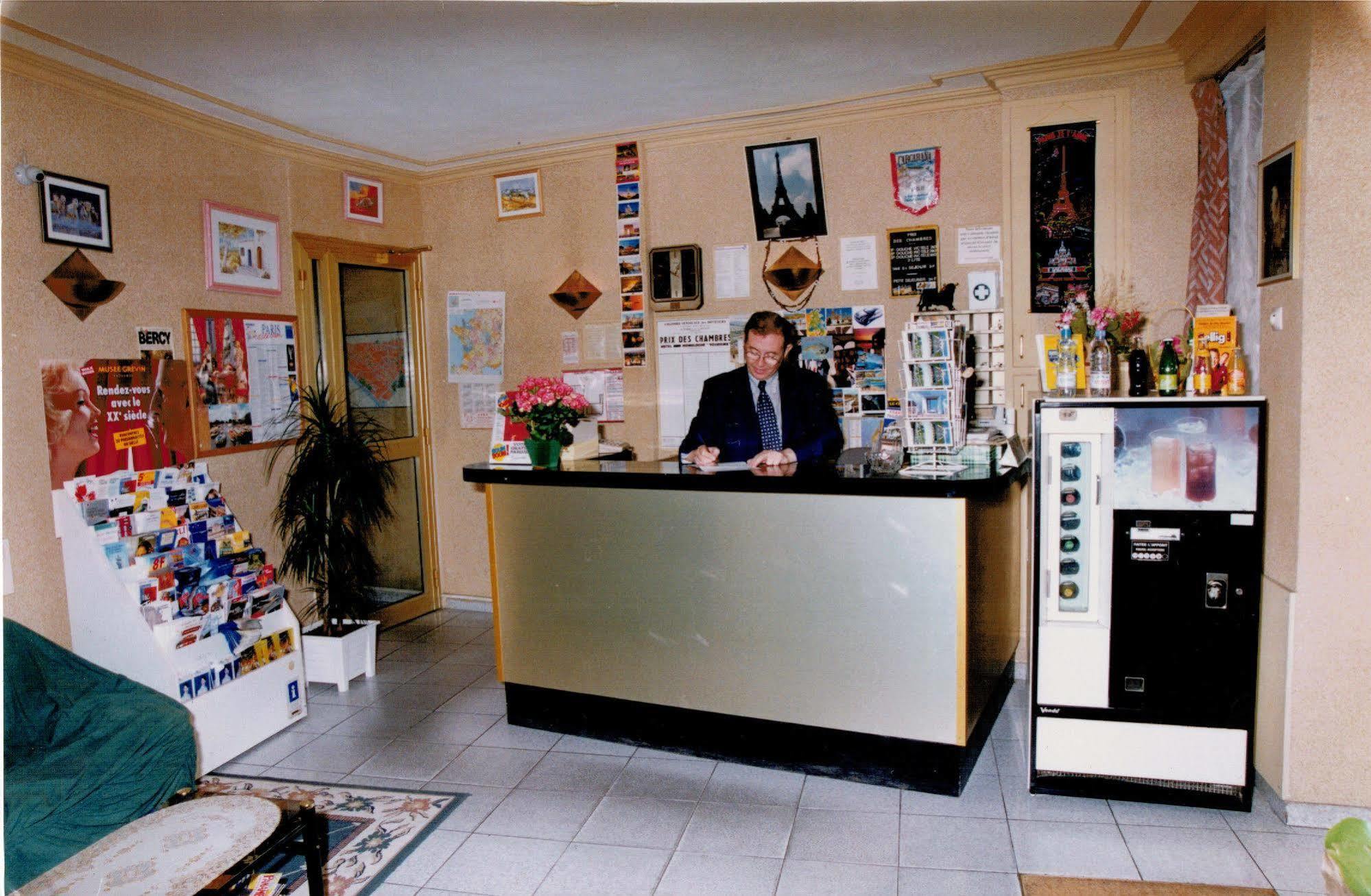 Hotel Paris Bercy ภายนอก รูปภาพ
